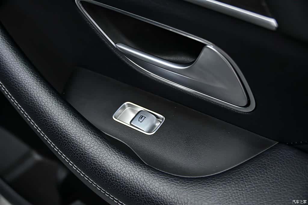 Mercedes-Benz GLE, 2023 29