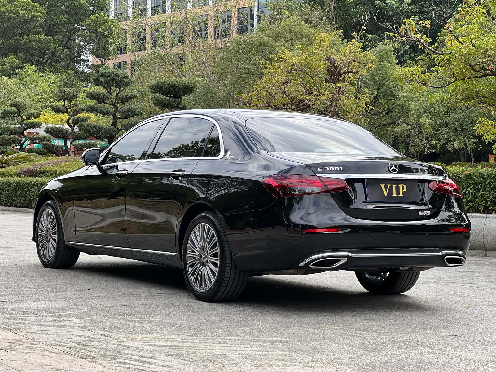 Mercedes-Benz E-Class, 2023 19