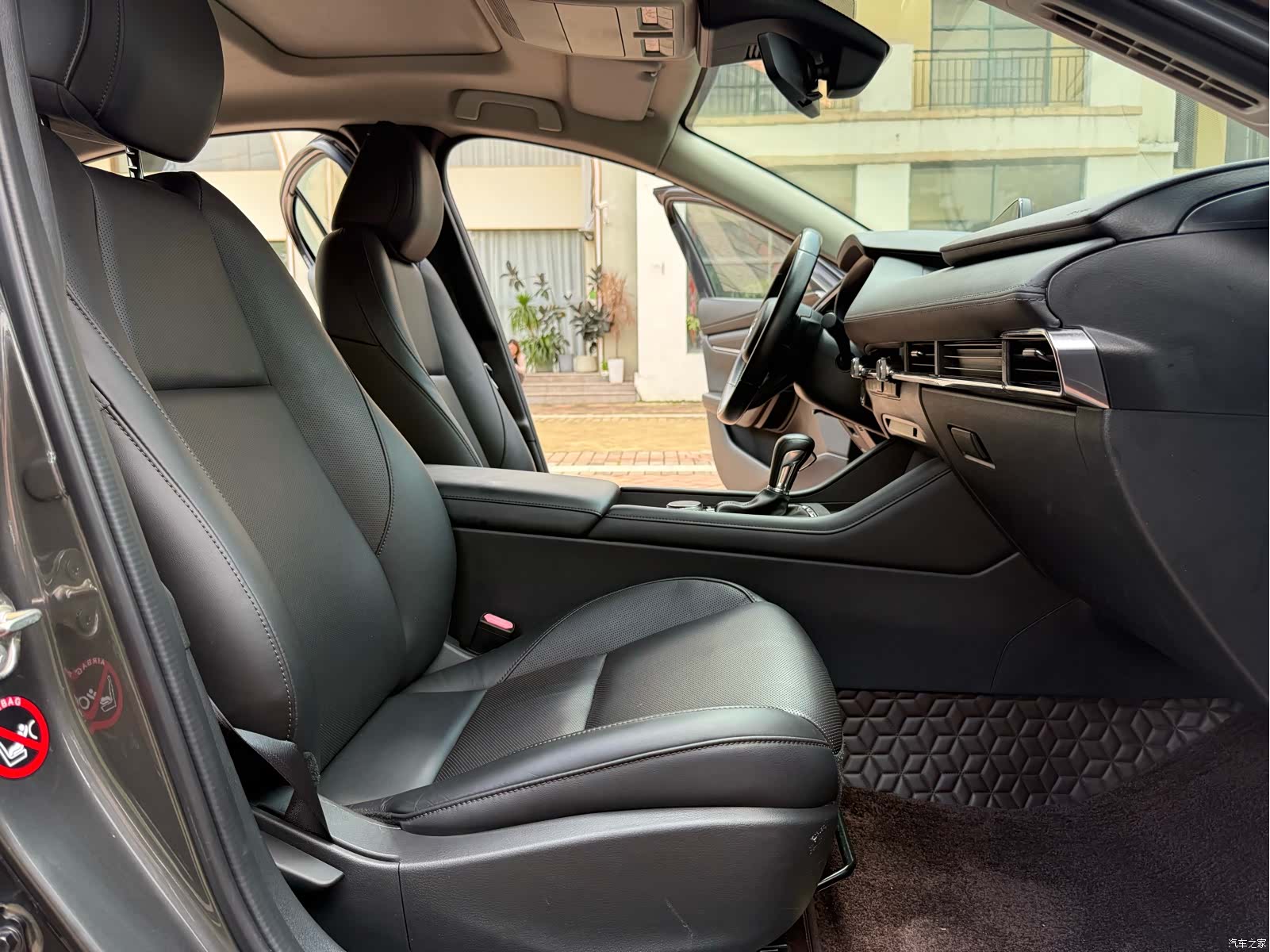 Mazda Mazda3, 2021 14
