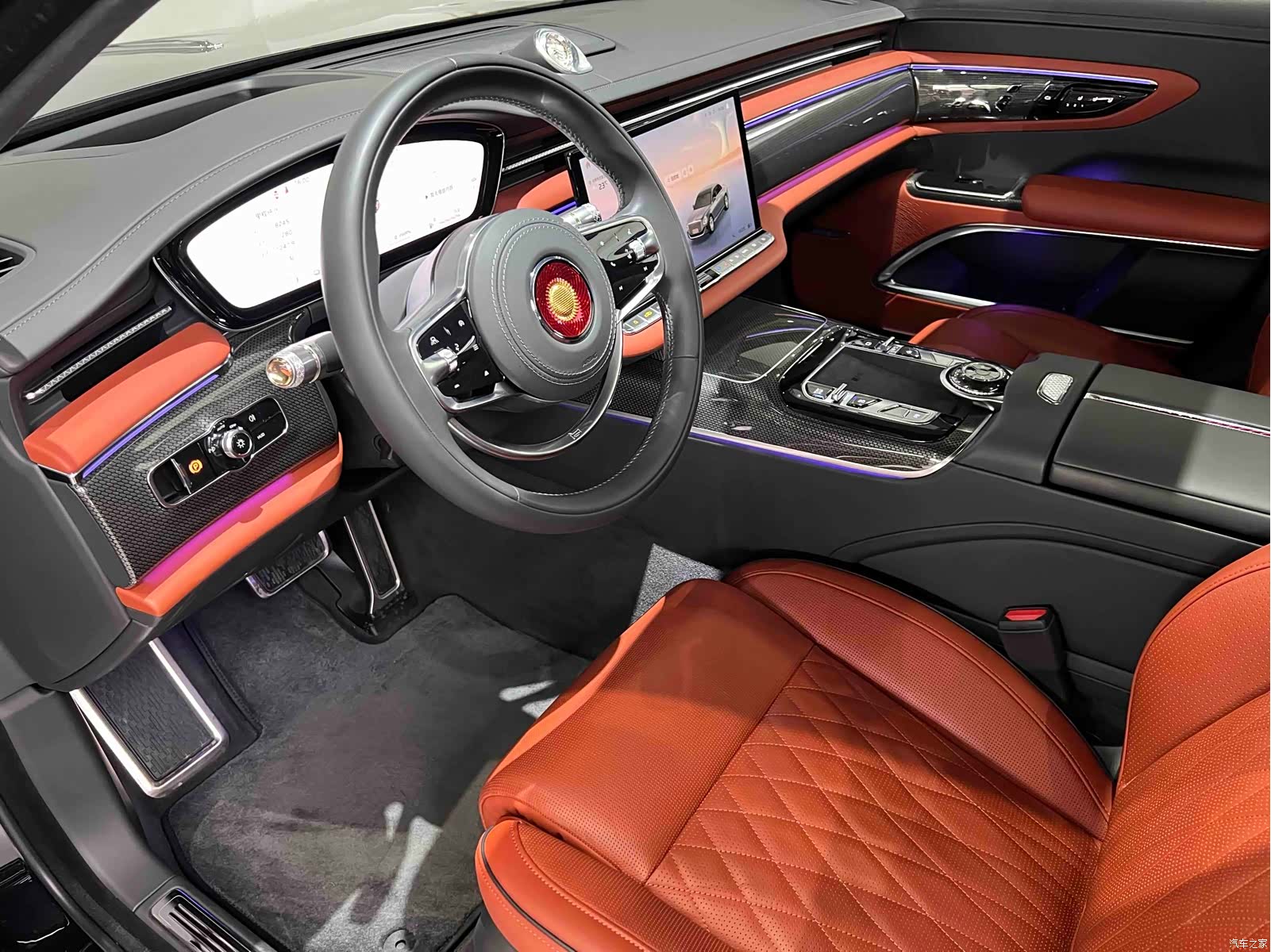 Hongqi Guoya, 2025 10
