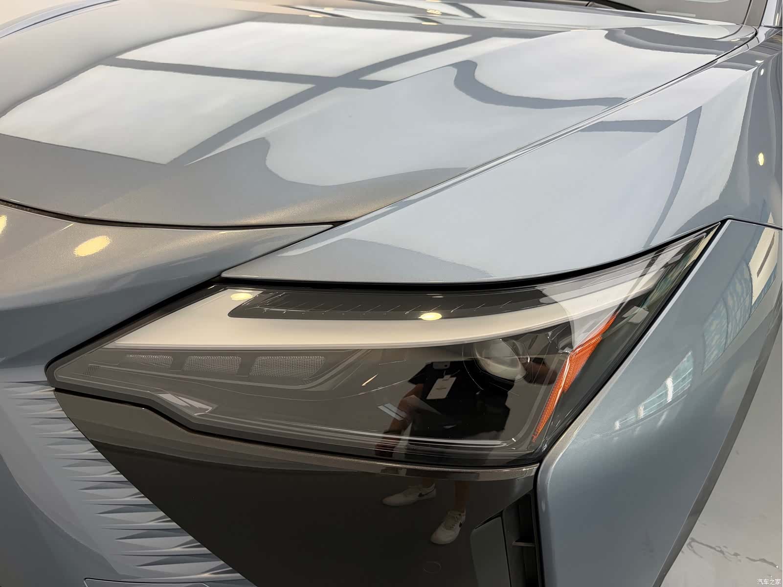 Lexus RZ, 2023 16