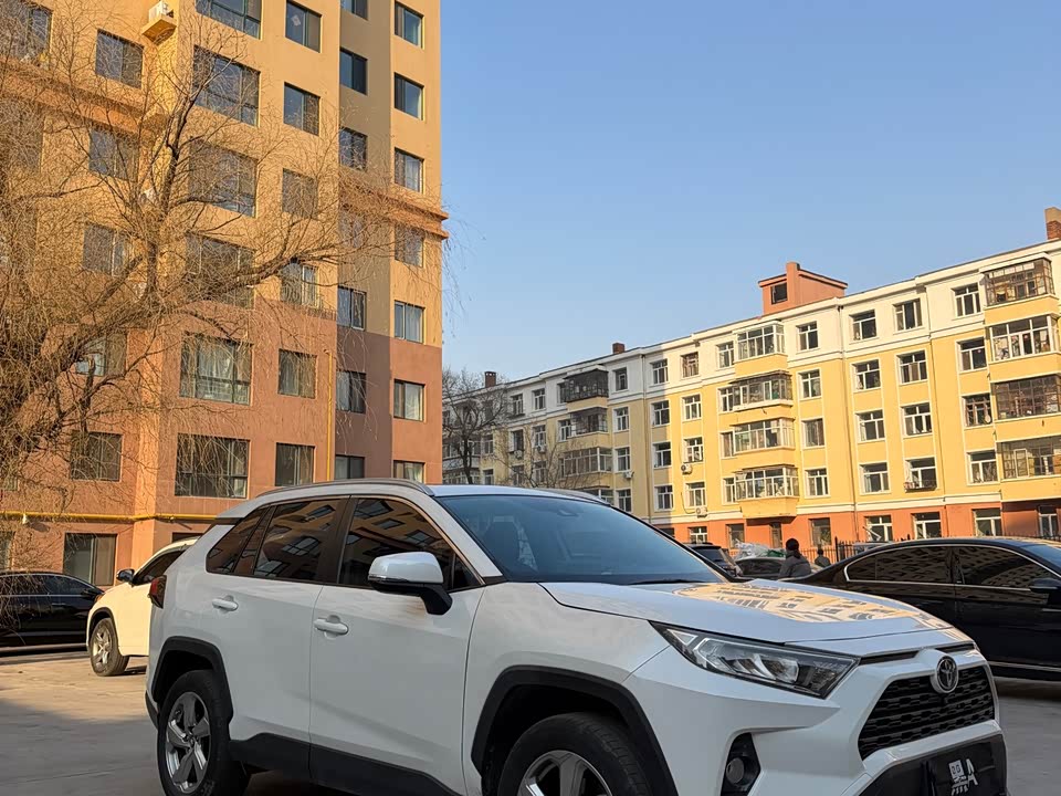 Toyota RAV4 Rongfang