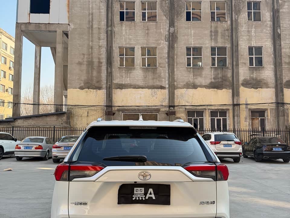 Toyota RAV4 Rongfang