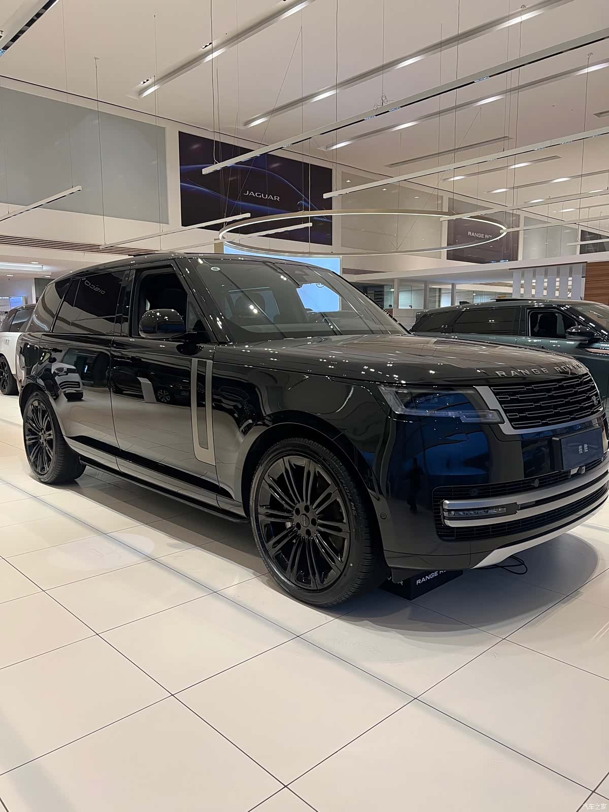Land Rover Range Rover, 1900 9