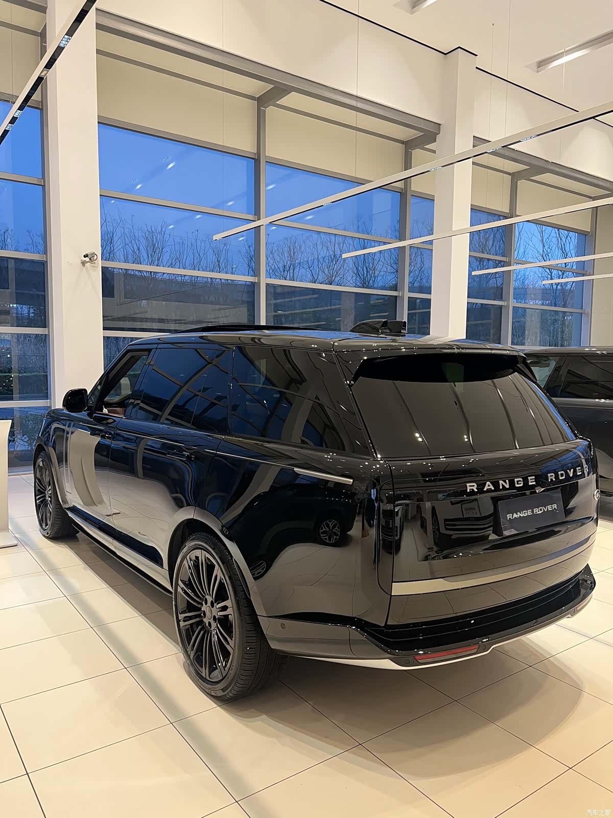 Land Rover Range Rover, 1900 10