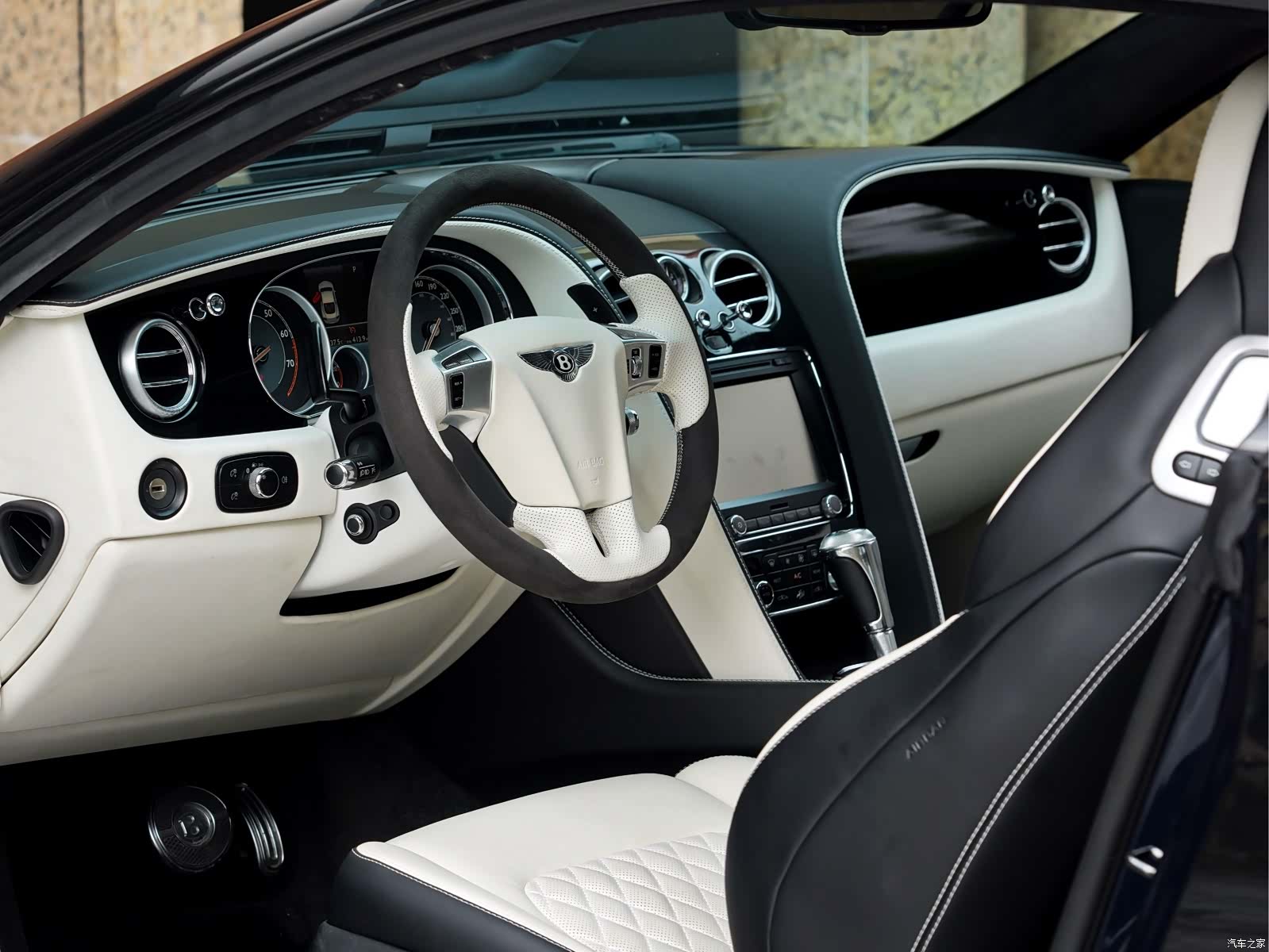 Bentley Continental GT, 2013 12