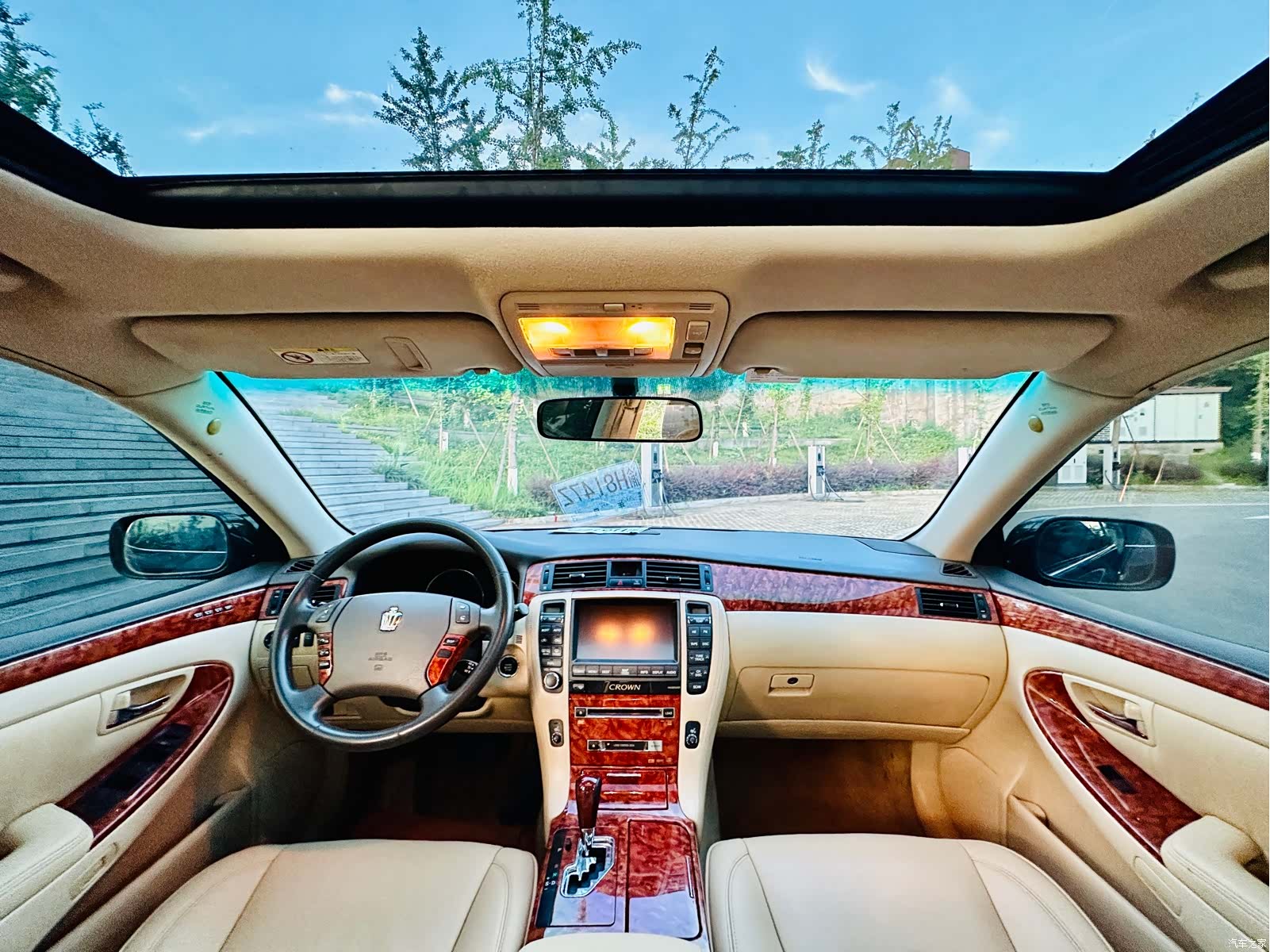 Toyota Crown, 2005 9