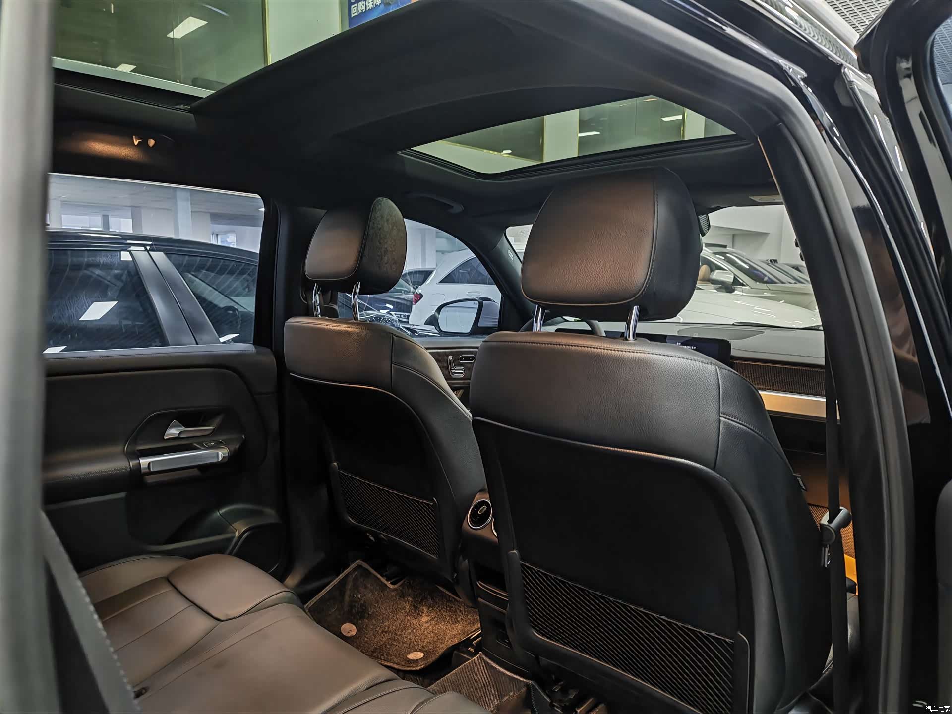 Mercedes-Benz GLB, 2022 13