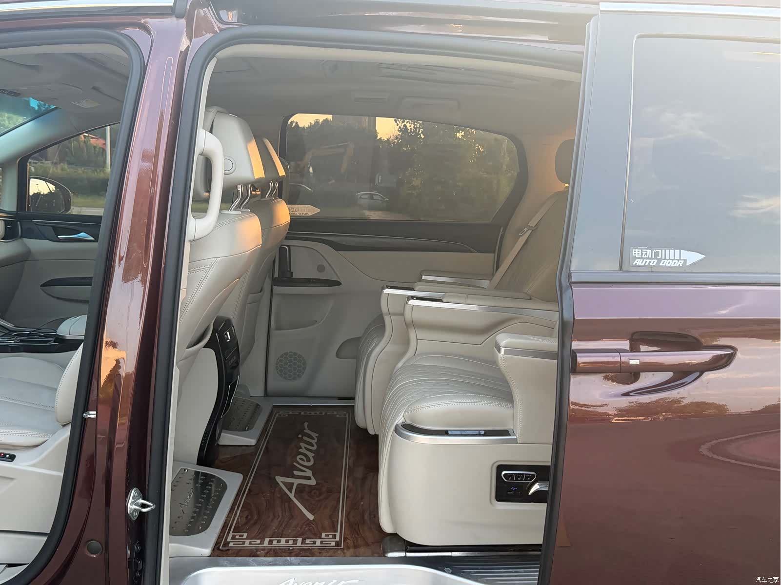 Buick GL8, 2023 15