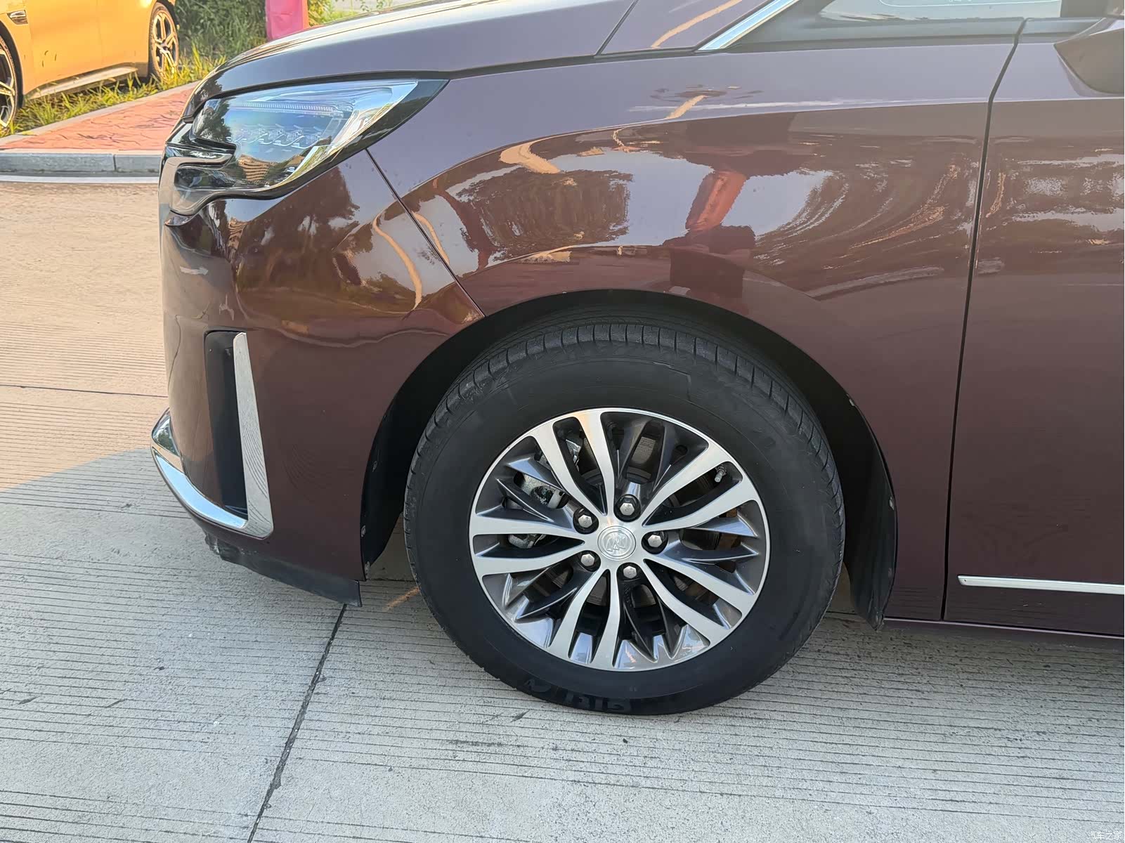 Buick GL8, 2023 все фото