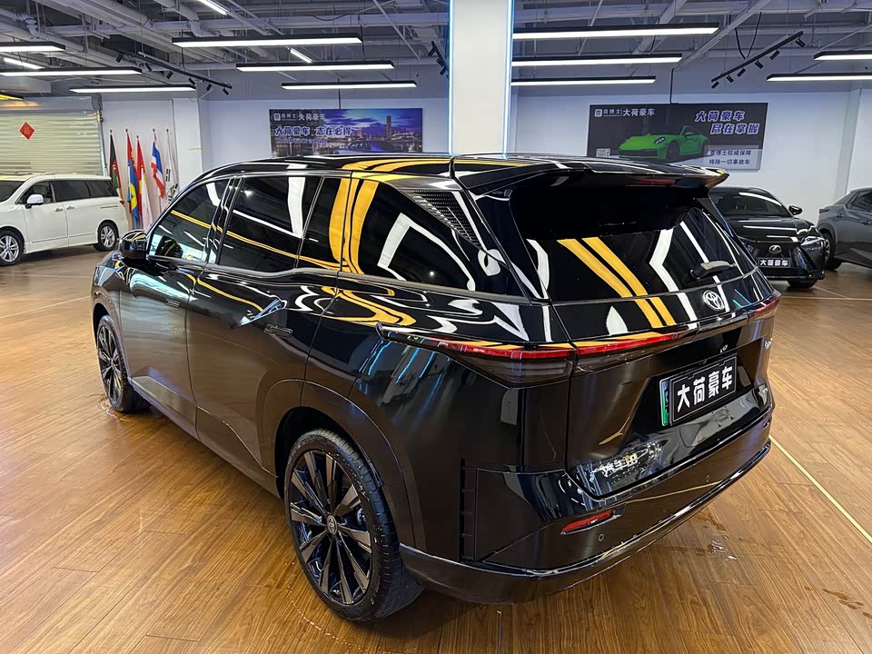 Toyota Platinum Wisdom 3X