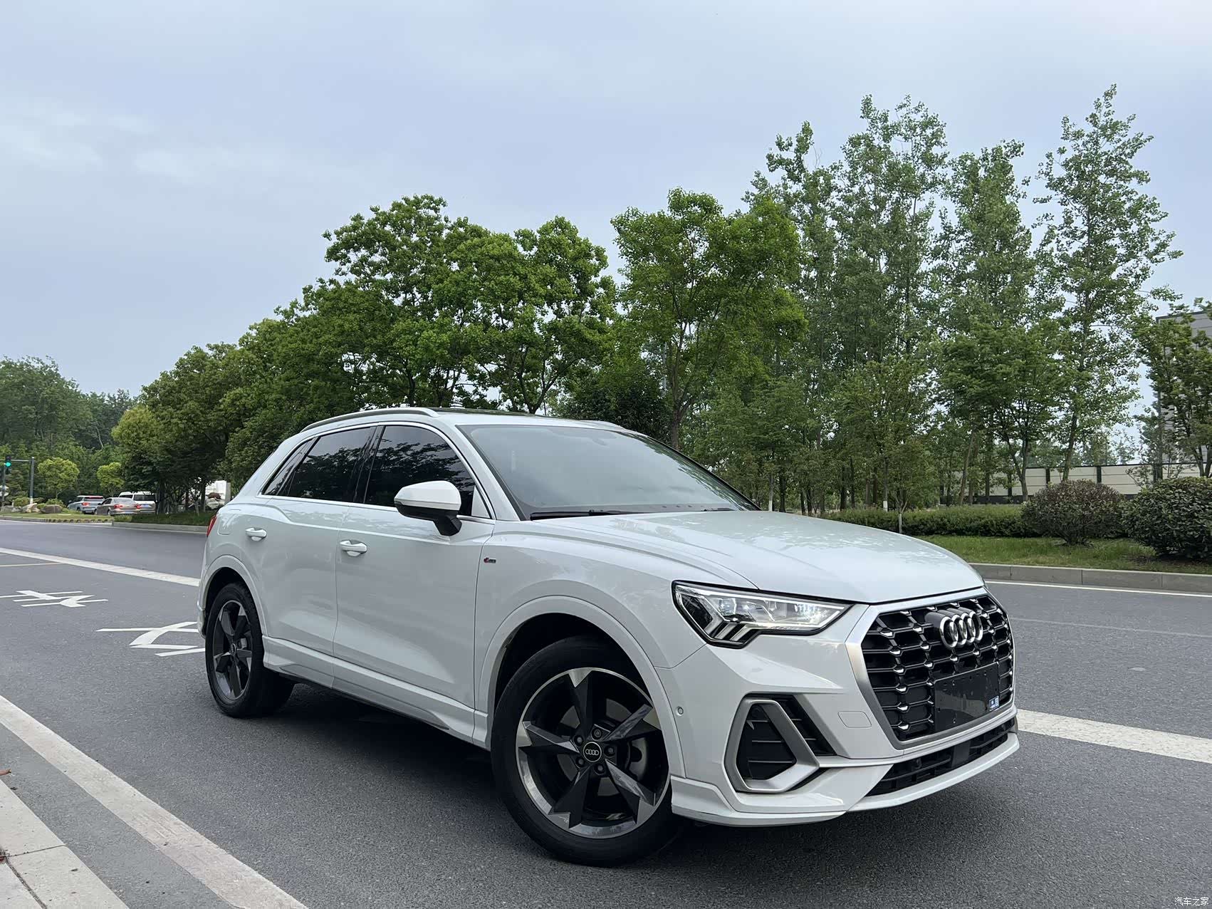 Audi Q3, 2022 3