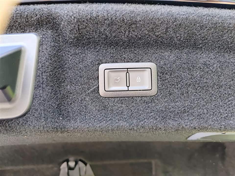 Hongqi H9 Hongqi H9