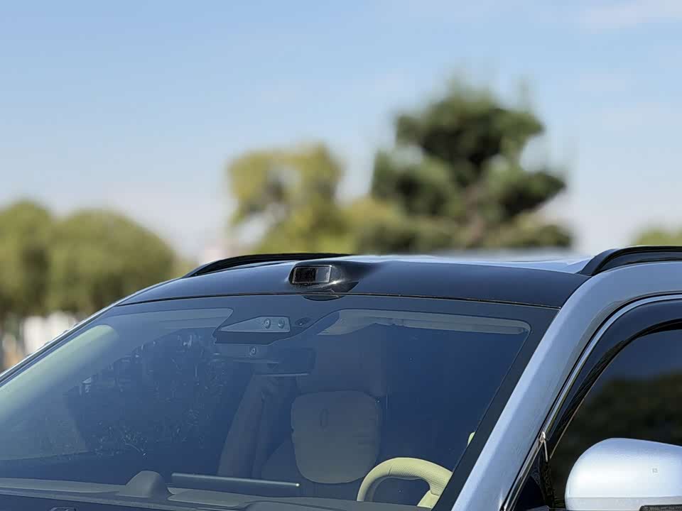 AITO Ask the world M7