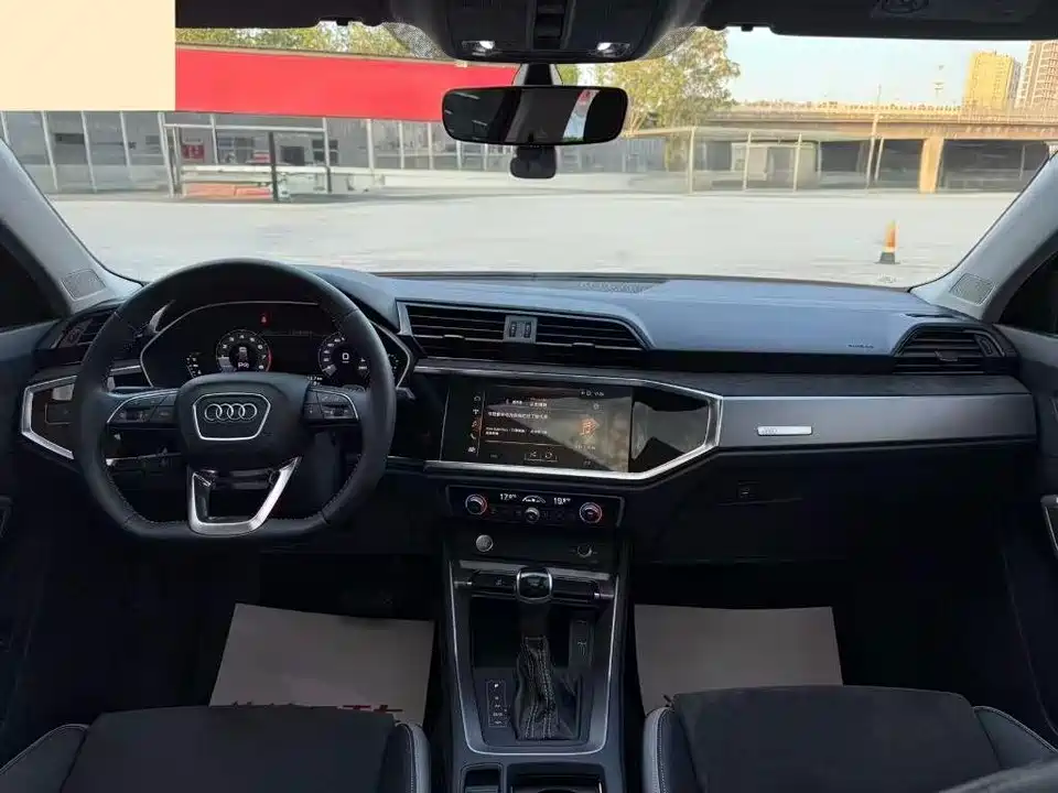 Audi Q3 Audi Q3