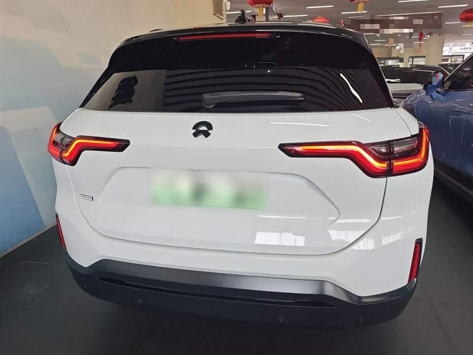 NIO ES6
