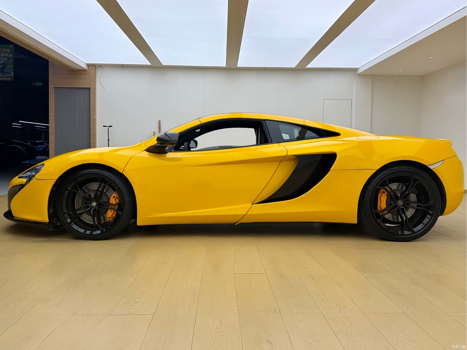 McLaren 12C, 2014 4
