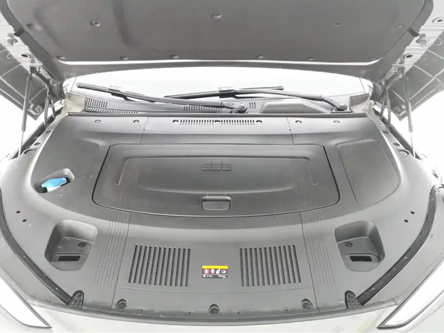 Geely Galaxy Galaxy E8