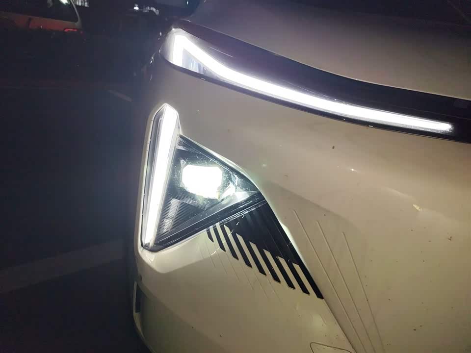 Geely Galaxy Galaxy L7