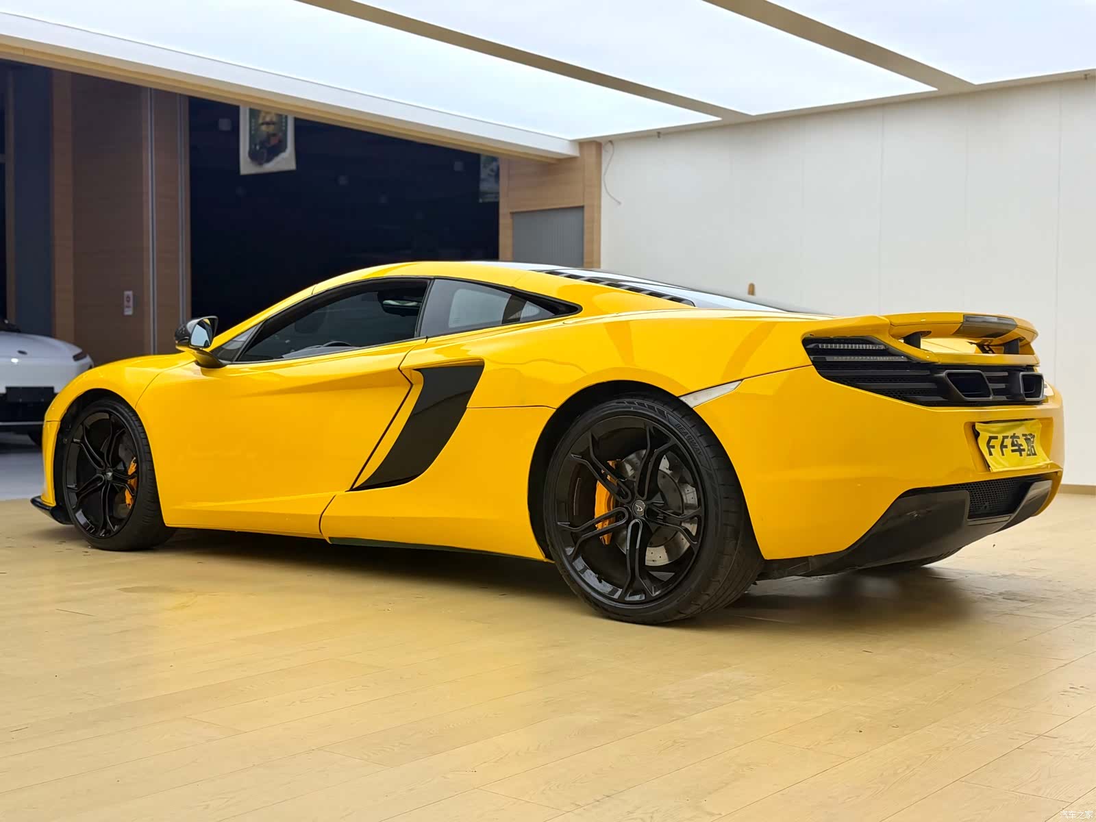 McLaren 12C, 2014 все фото