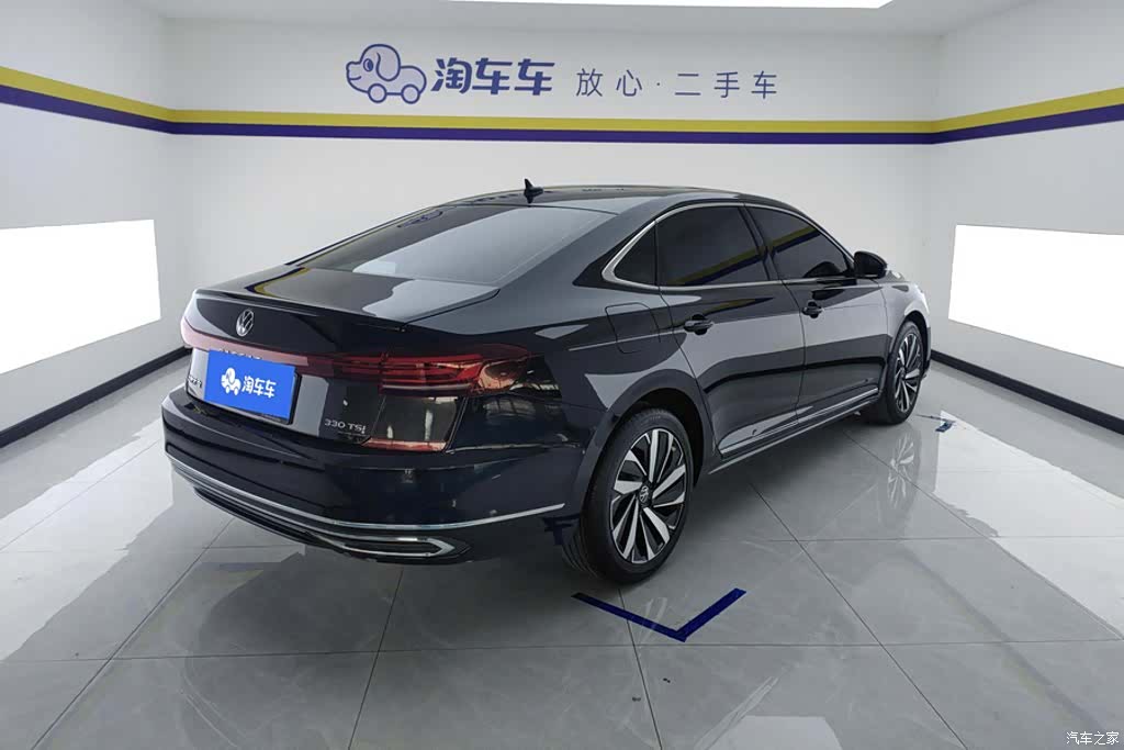 Volkswagen Passat, 2023 3