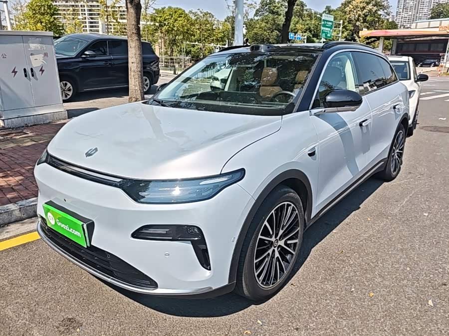 Leapmotor C11
