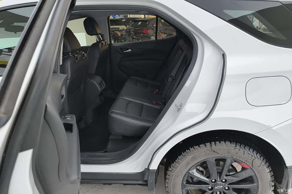 Chevrolet Equinox, 2019 11