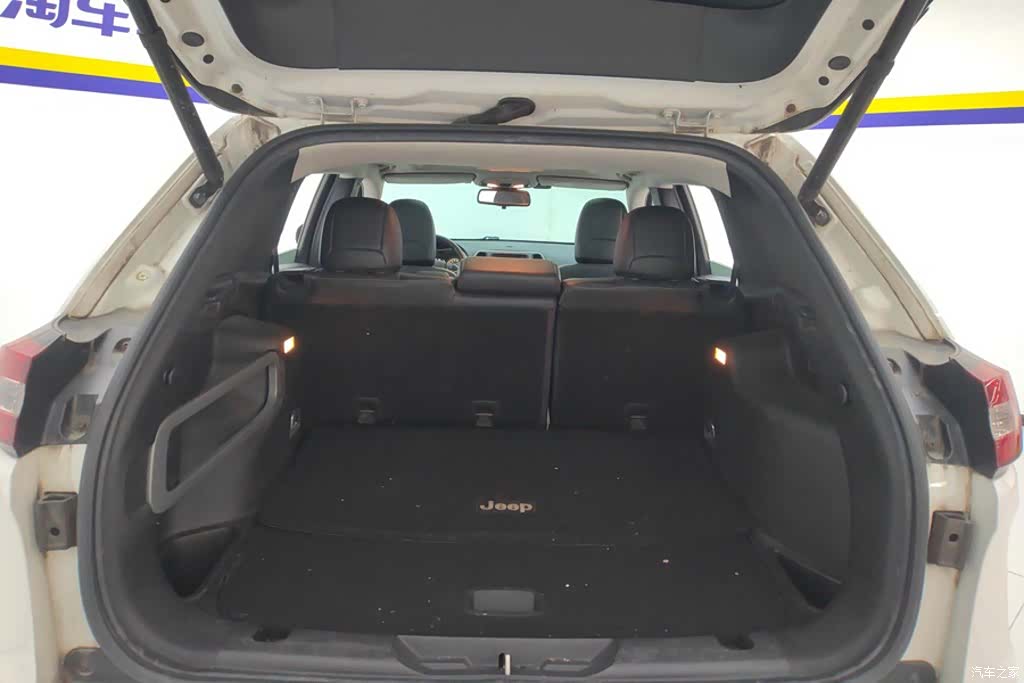 Jeep Cherokee, 2016 4