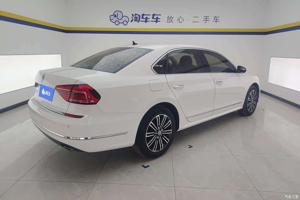 Volkswagen Passat, 2019 3