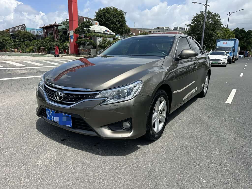Toyota Reiz