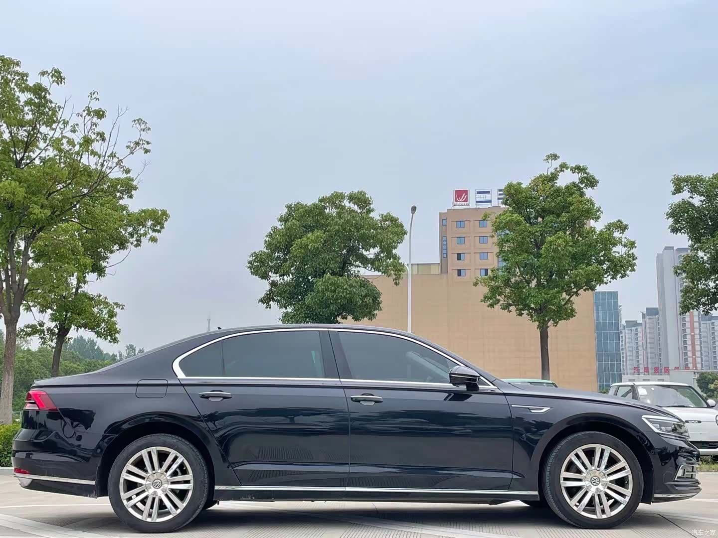 Volkswagen Phideon, 2017 8
