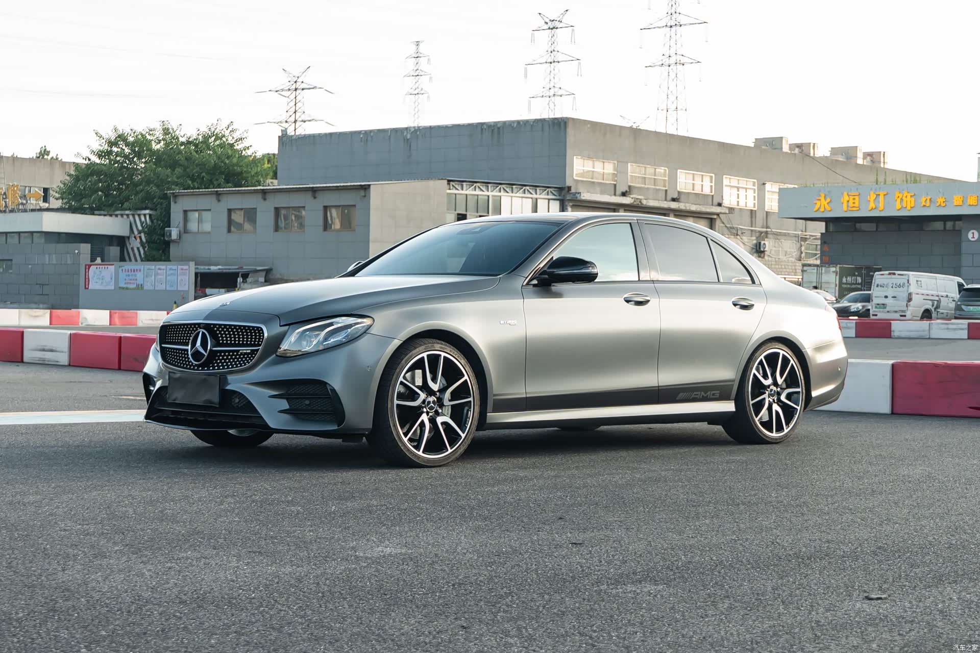 Mercedes-Benz E-Class, 2018 2