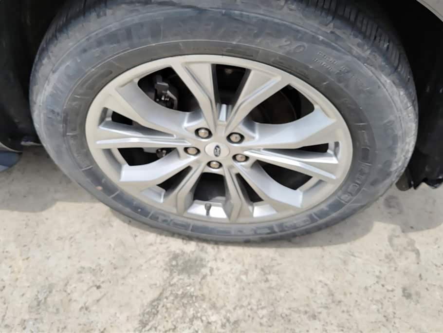 Ford Explorer Ford Explorer