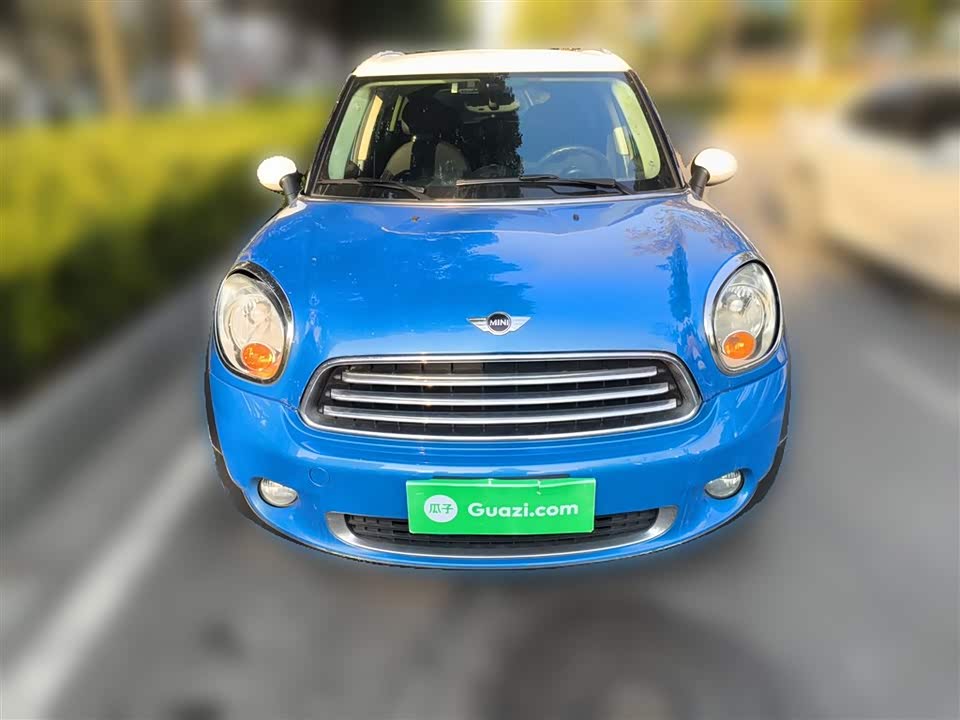 MINI COUNTRYMAN