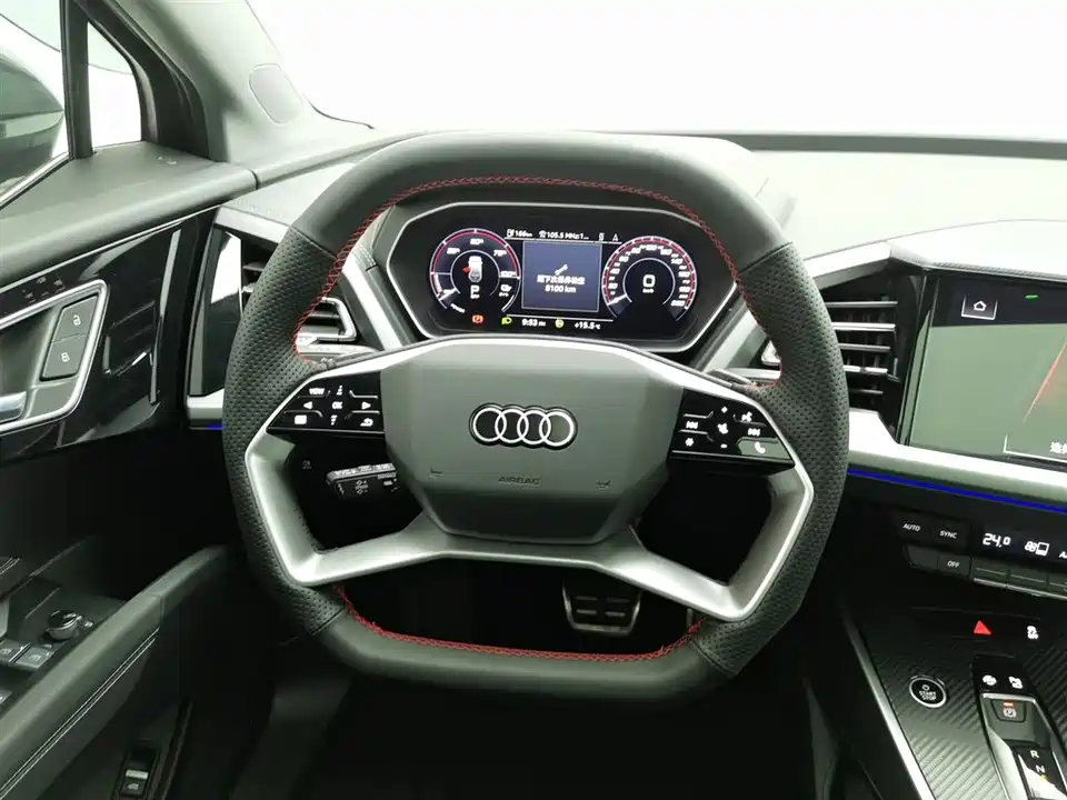 Audi Q4
