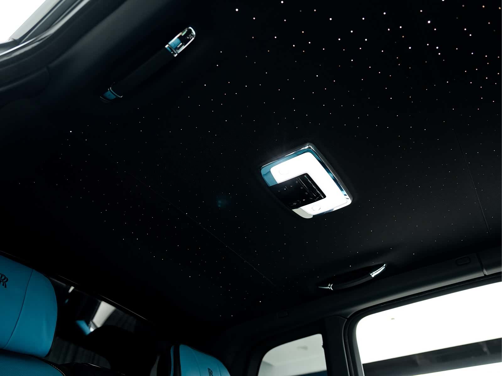 Rolls-Royce Cullinan, 2022 26