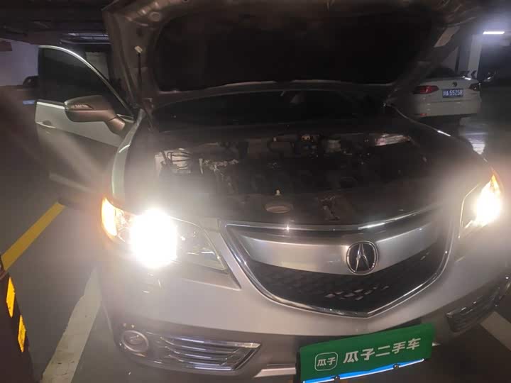 Acura RDX 2013 3.0L liang qu jing ying ban