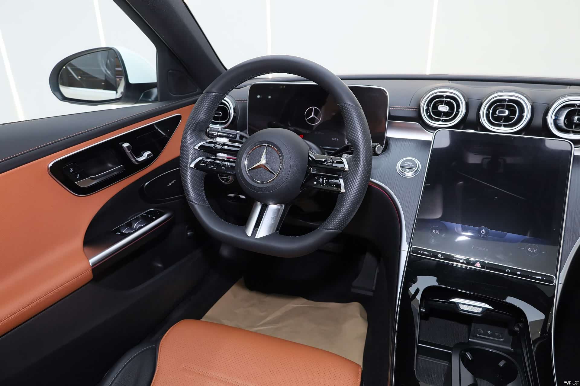 Mercedes-Benz C-Class, 2022 25