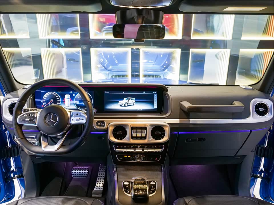 Mercedes-Benz G-class