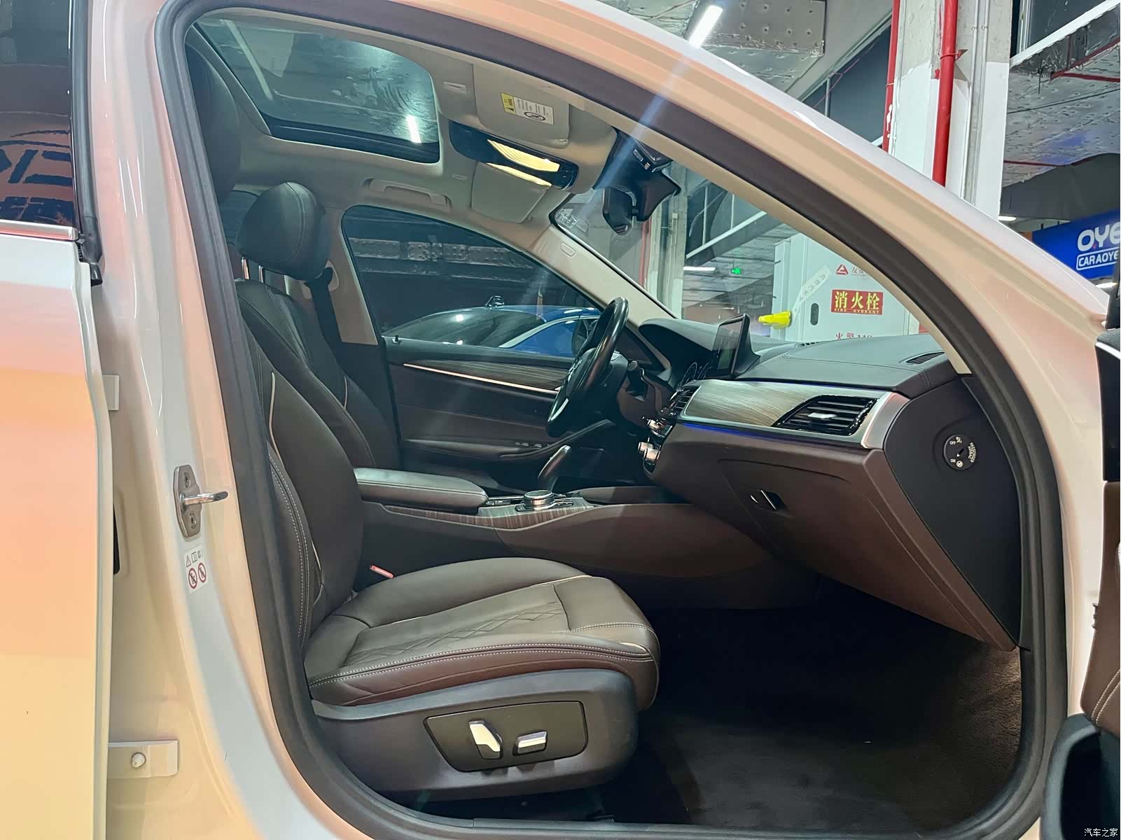 BMW 5 Series, 2018 17