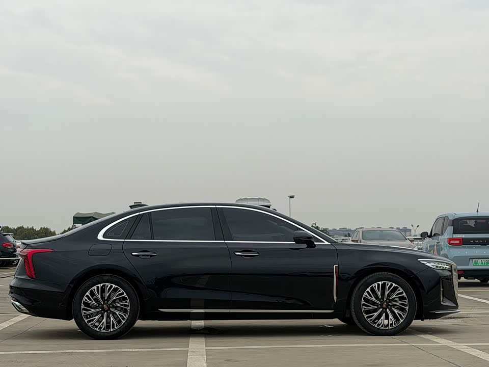 Hongqi H5