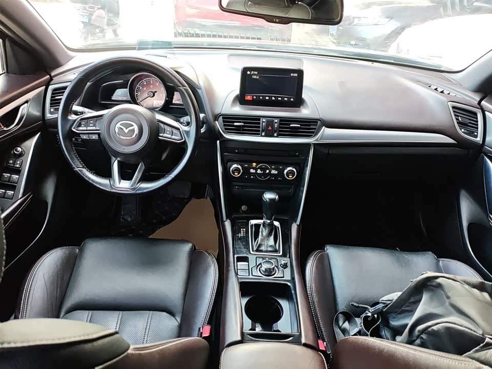 Mazda CX-4