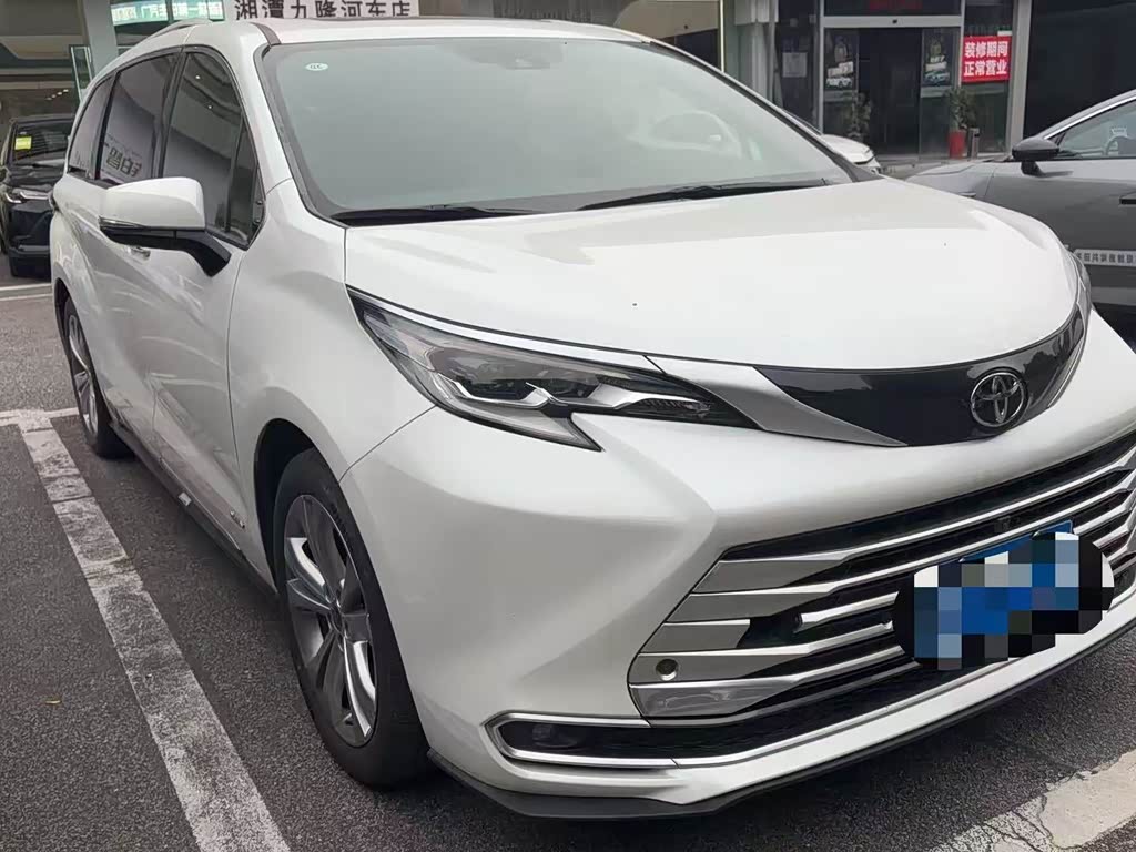 Toyota Sienna