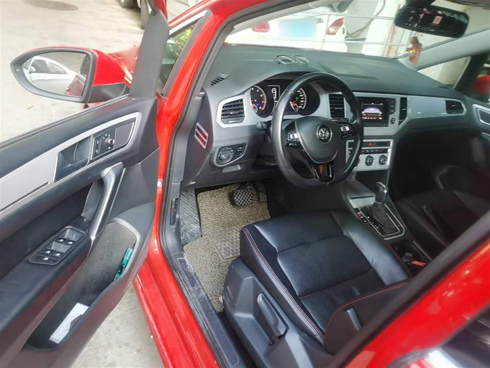 Volkswagen Golf*Jiayu