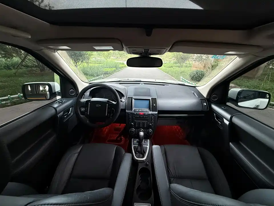 Land Rover Freelander 2
