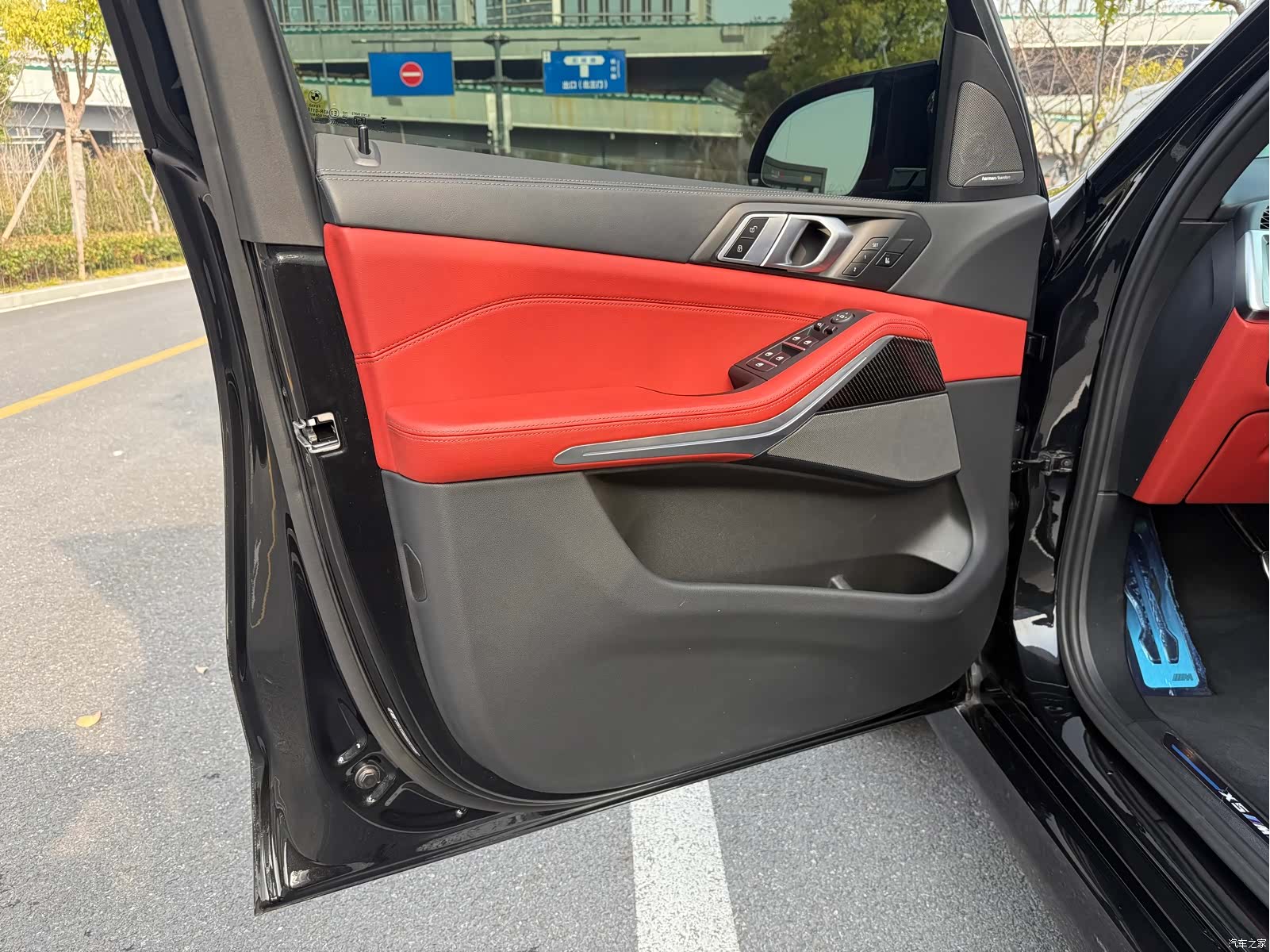 BMW X5, 2025 все фото
