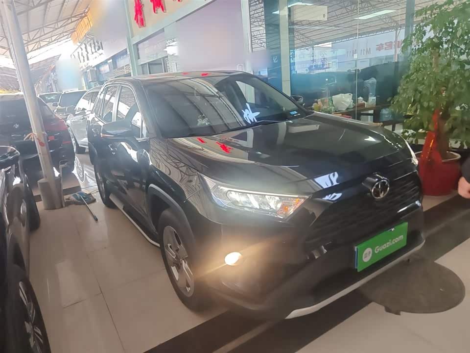 Toyota RAV4 Rongfang