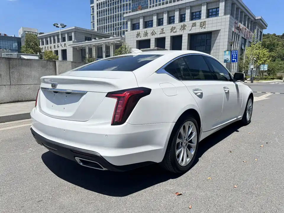 Cadillac CT5