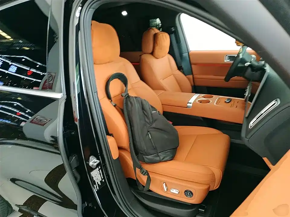 Li Auto Ideal L6