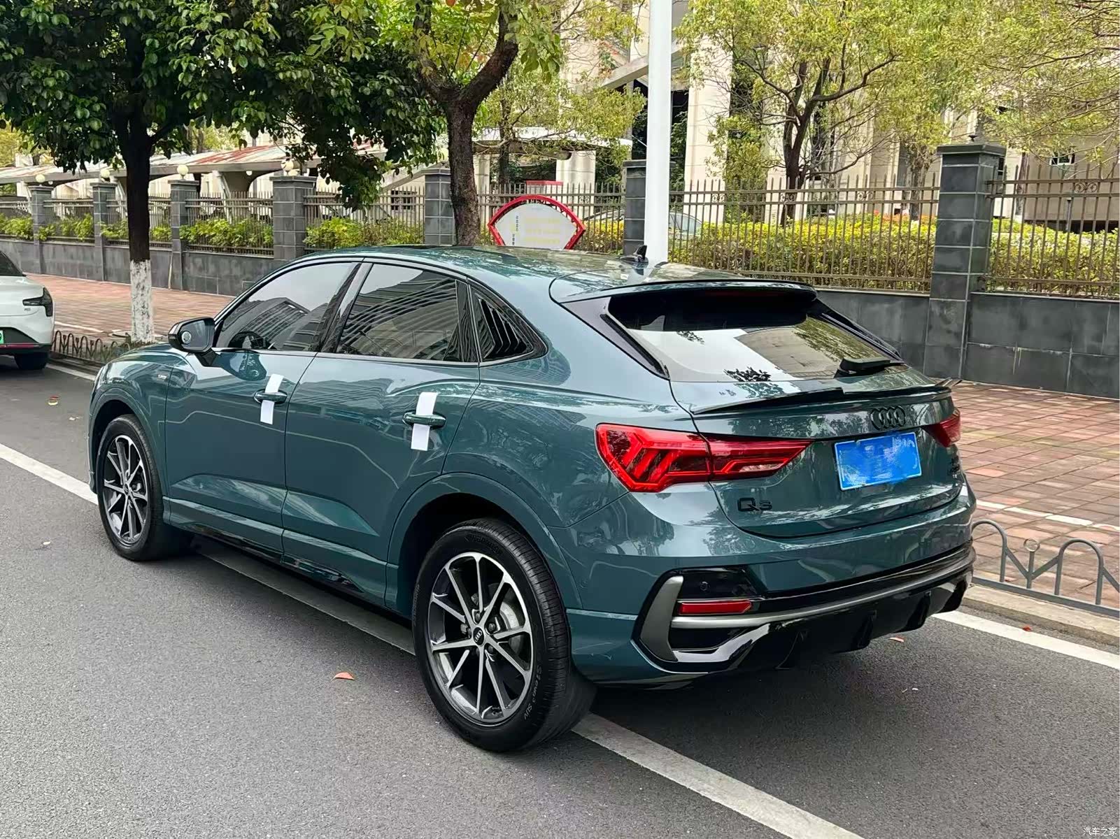 Audi Q3, 2023 3